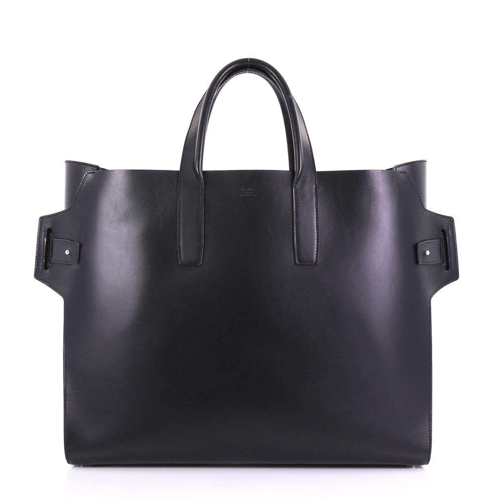 Cabacity in Noir Vache Hunter Hermes Noir Vache Hunter leather